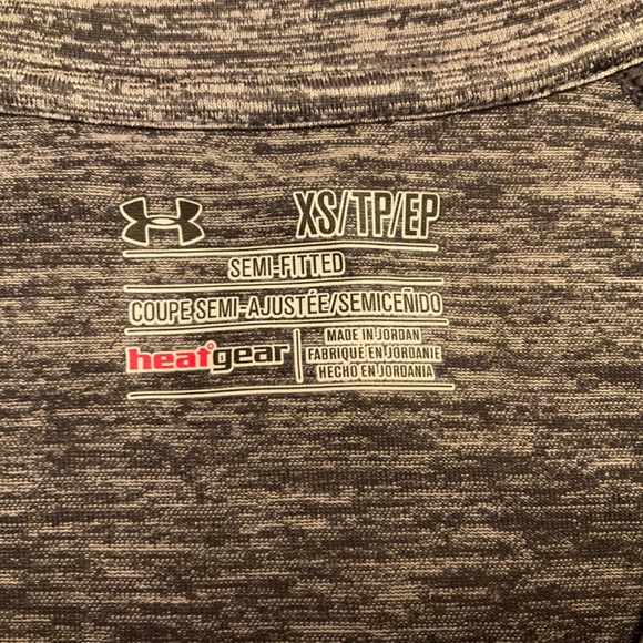 Womens Under Armour Tactical Gear HeatGear Compression V Neck T shirt XS NWOT - Picture 2 of 5